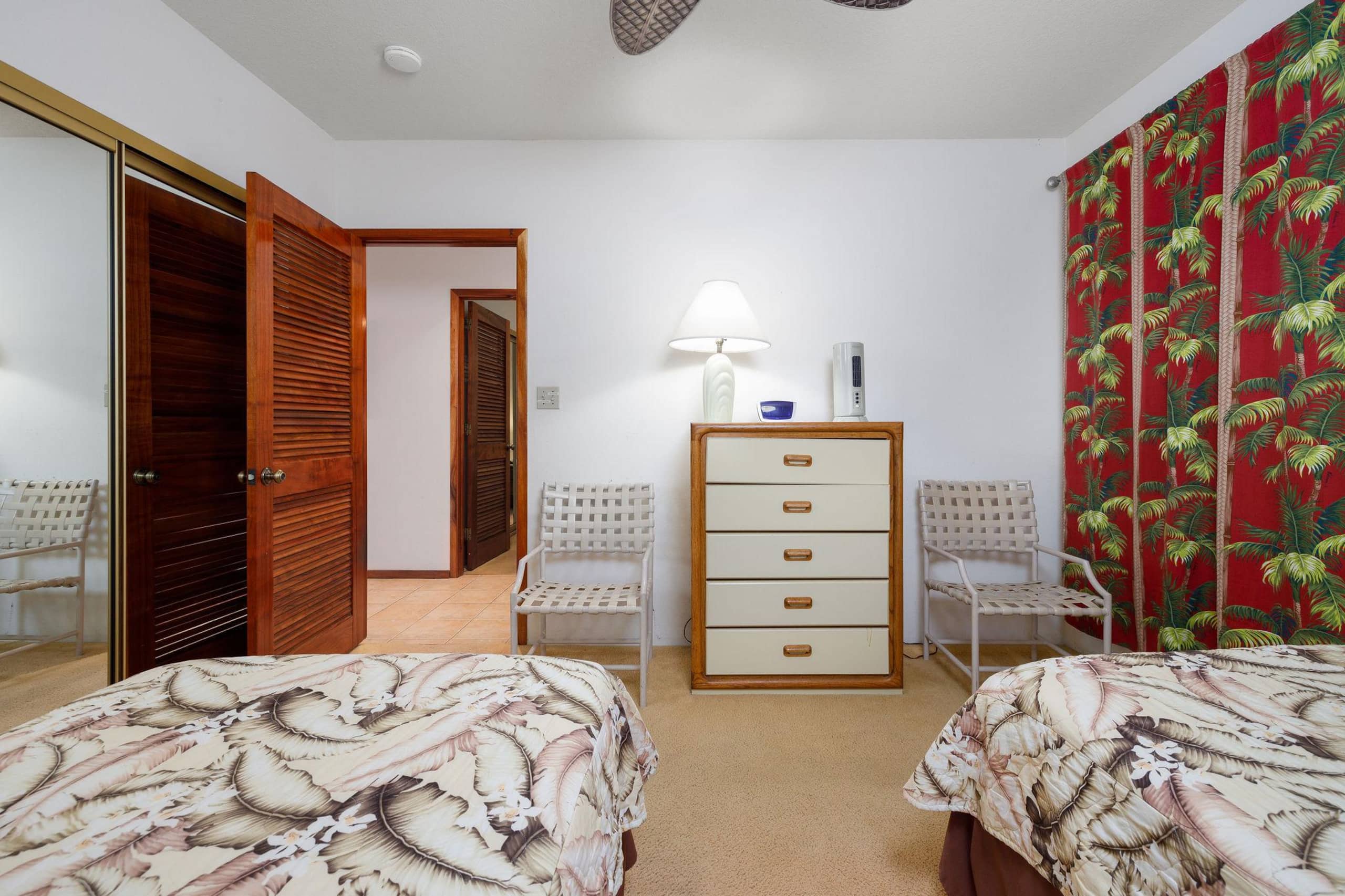 Condo in Kailua-Kona · ★4.81 · 2 bedrooms · 4 beds · 2 private baths - Image 17