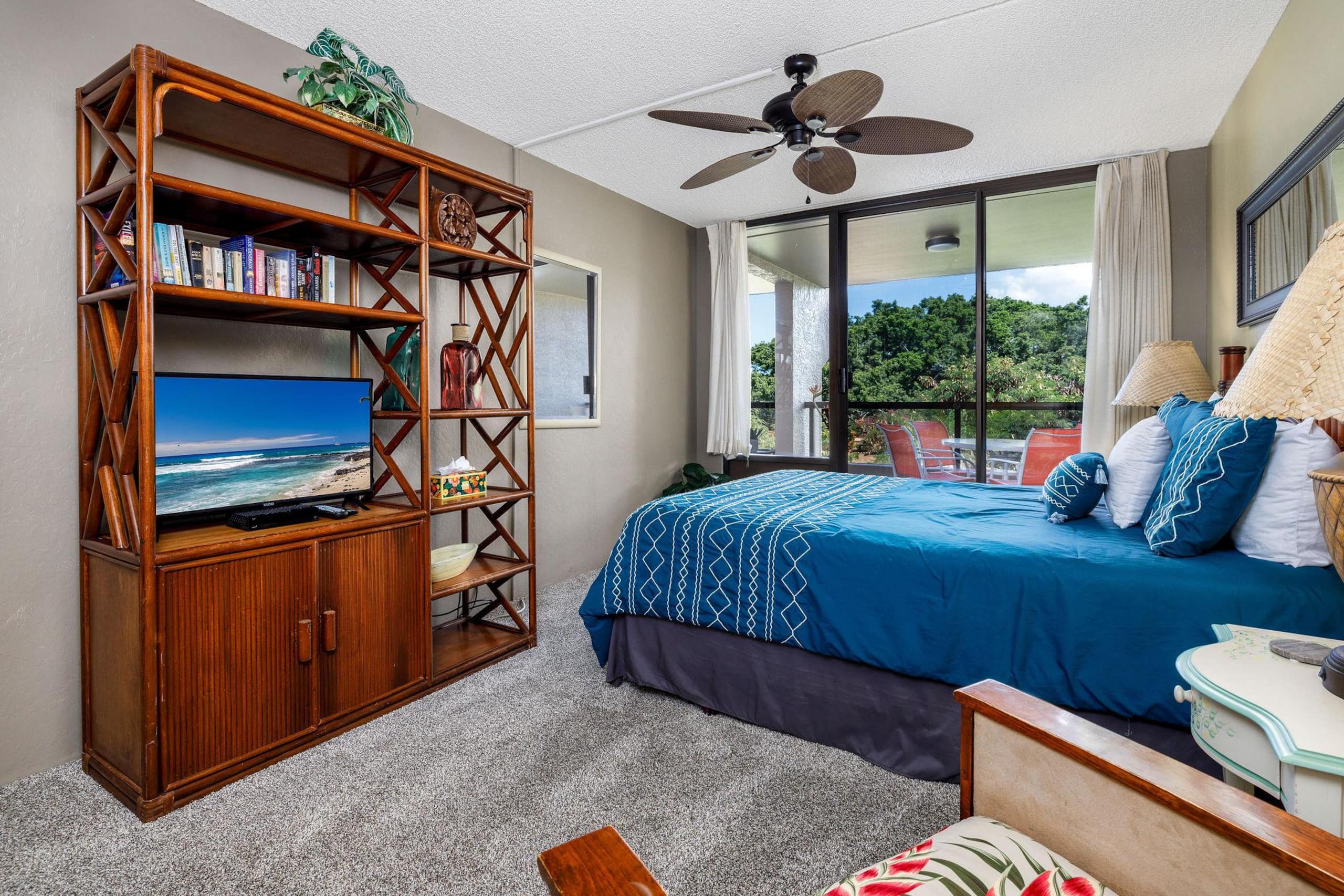 Condo in Kailua-Kona · ★4.59 · 2 bedrooms · 4 beds · 3 baths - Image 15