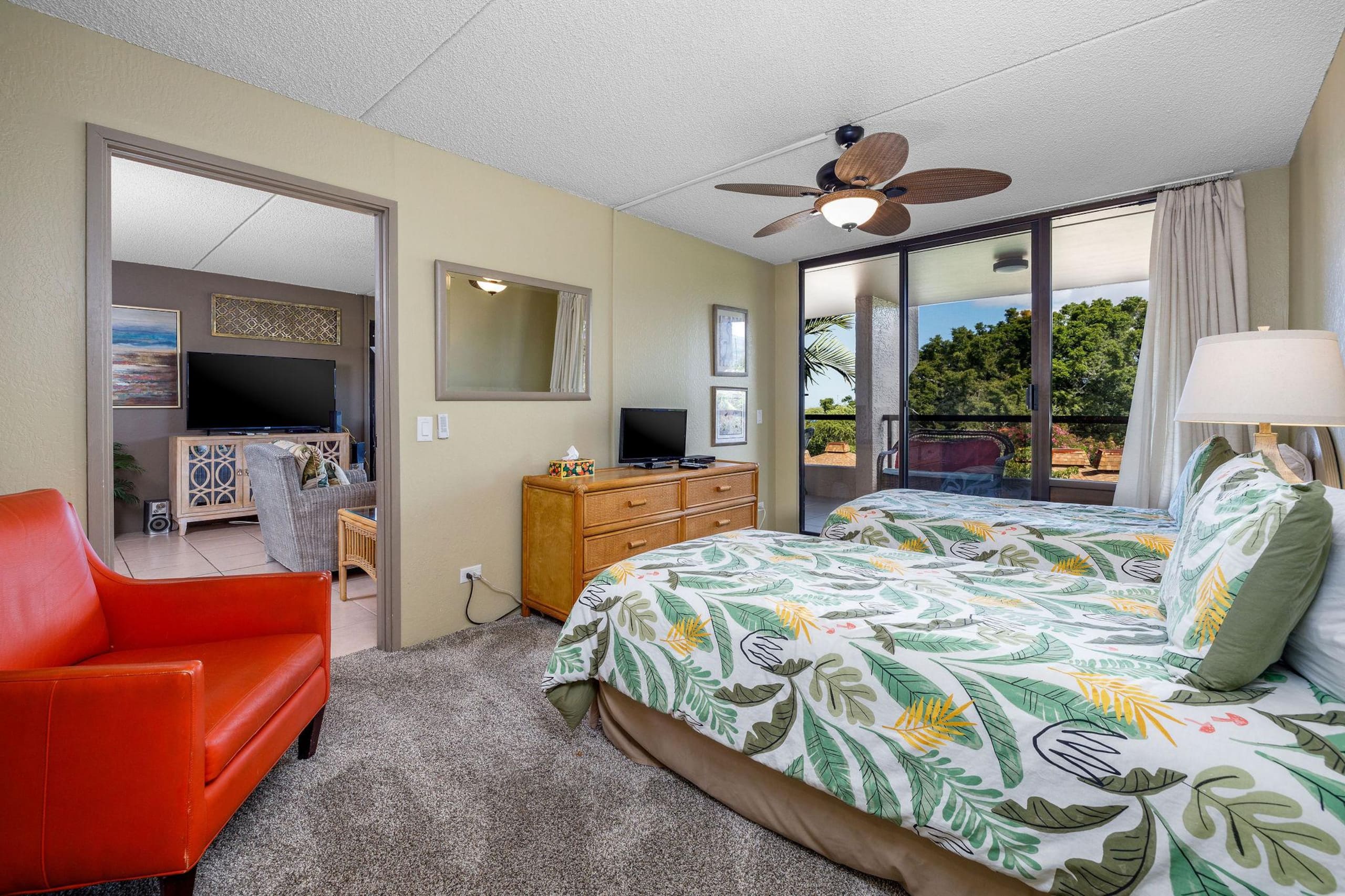 Condo in Kailua-Kona · ★4.59 · 2 bedrooms · 4 beds · 3 baths - Image 19