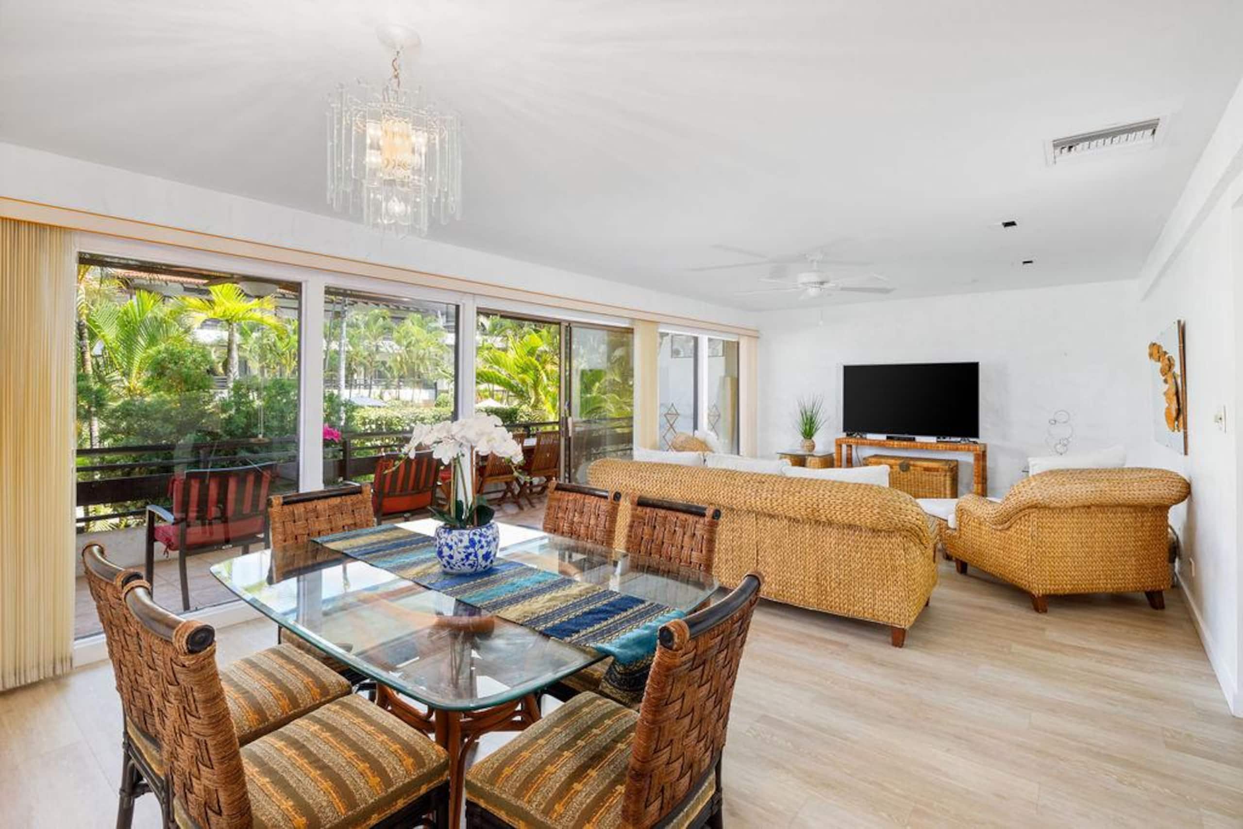 Condo in Kailua-Kona · ★4.94 · 2 bedrooms · 2 beds · 2 baths - Image 5