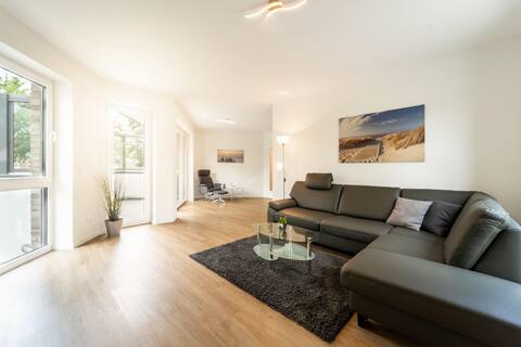 Modern apartment with SUPs, balcony and parking