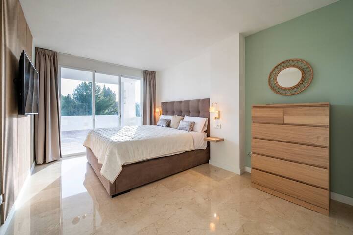 @Lpropertym managed Airbnb listing 2
