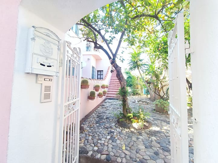 Rosa's House - Orosei