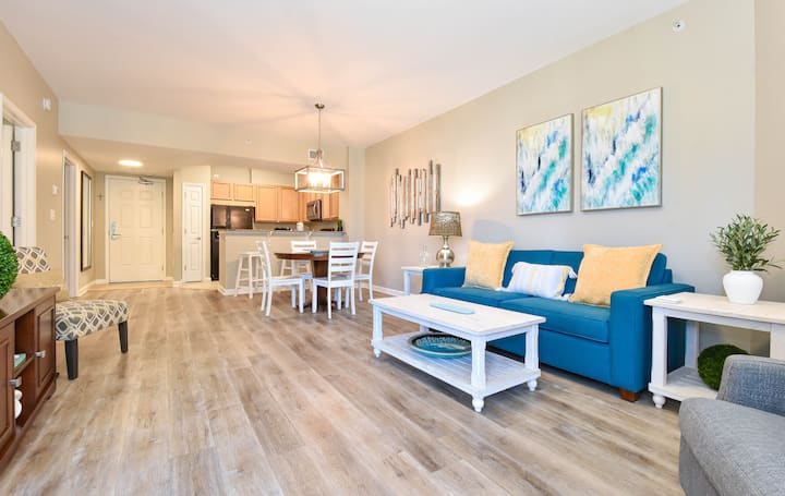 Resort Condo W/ Pool Views In Central Destin! - Destin, FL
