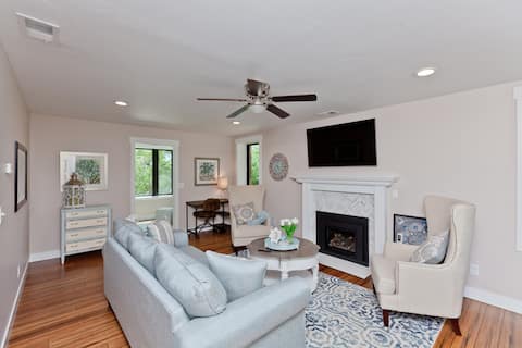 The Beatrice Estate Hot Tub Family Friends