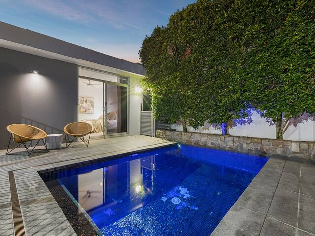 Ultimate Beachfront Escape with Pool gallery image 4