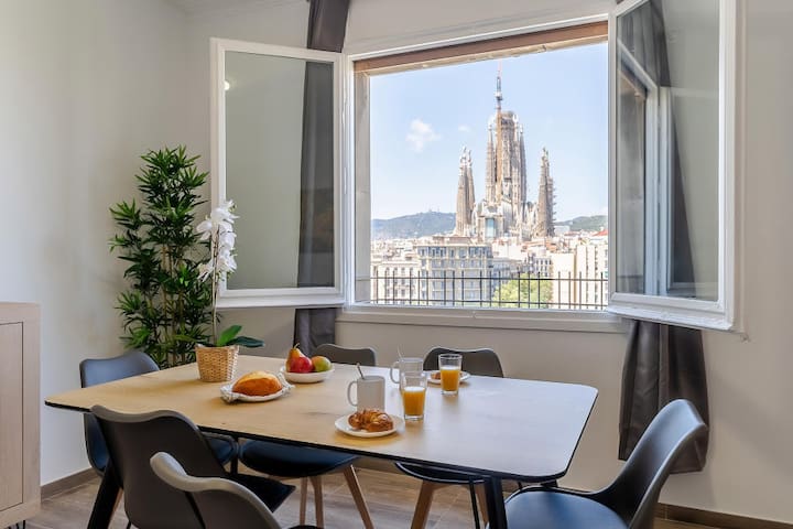 AB Sagrada Familia Views VI-I