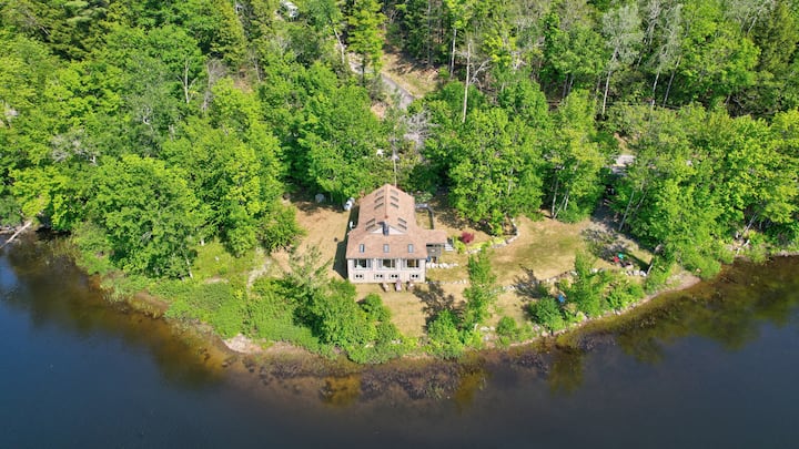 180 Lakefront Views|Kayaks|Fire Pit|Swimming|A/C