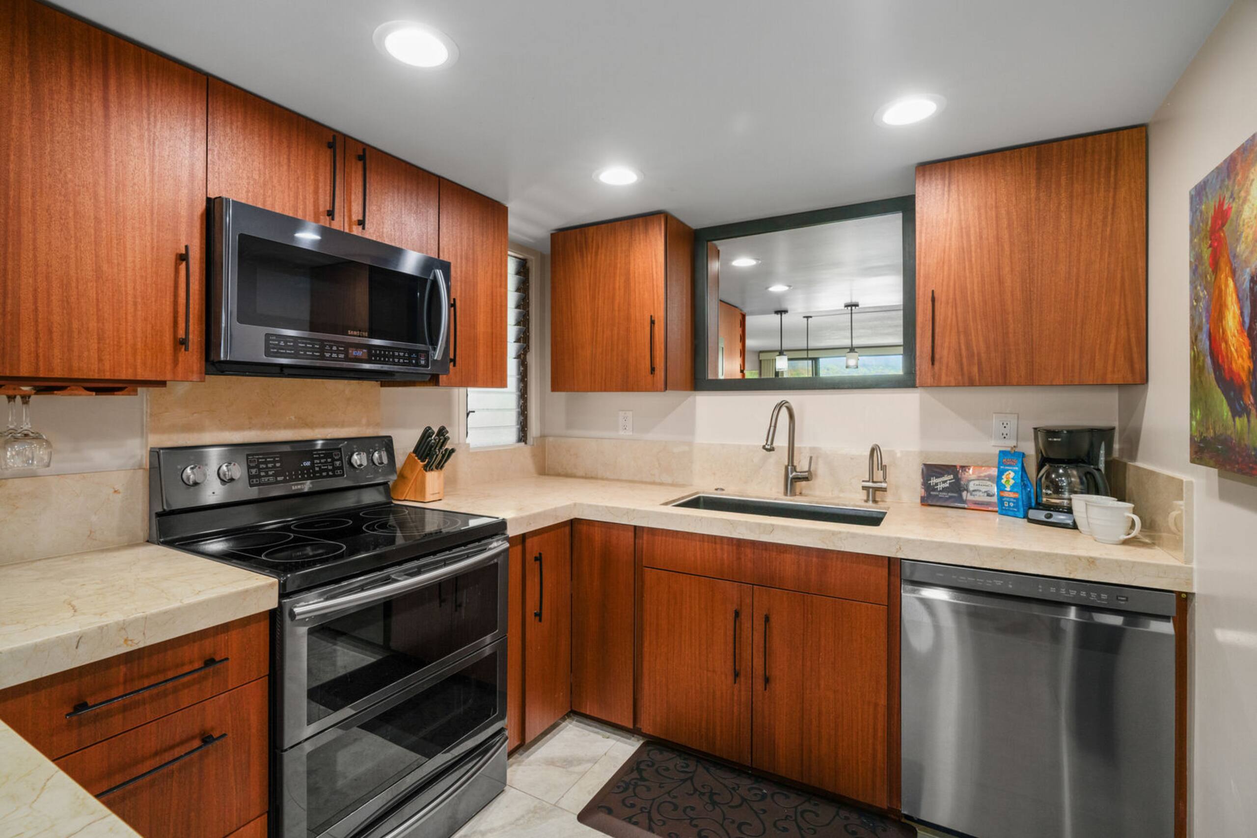 Condo in Princeville · ★4.67 · 2 bedrooms · 2 beds · 2 baths - Image 22
