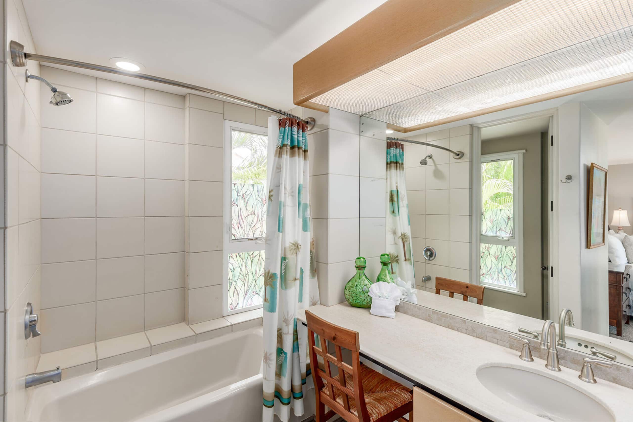 Condo in Kihei · ★4.33 · 1 bedroom · 2 beds · 2 private baths - Image 24