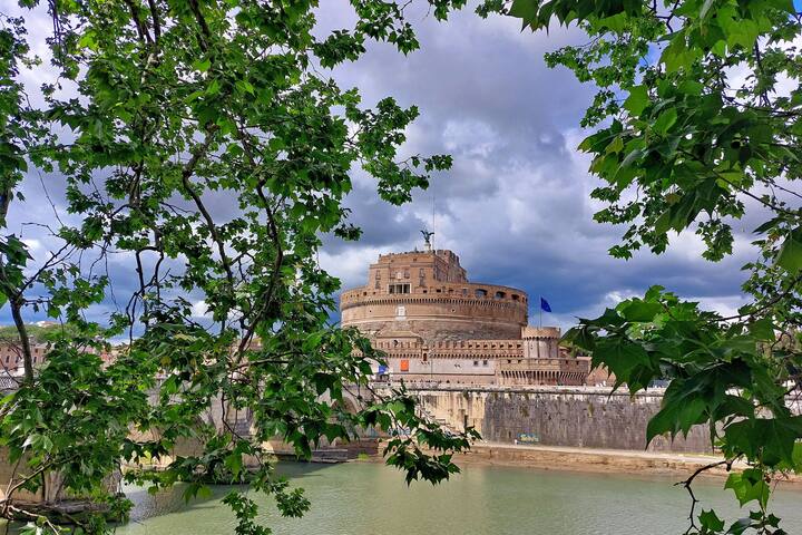 Di panico, magical navona duplex with terrace by h gallery image 5