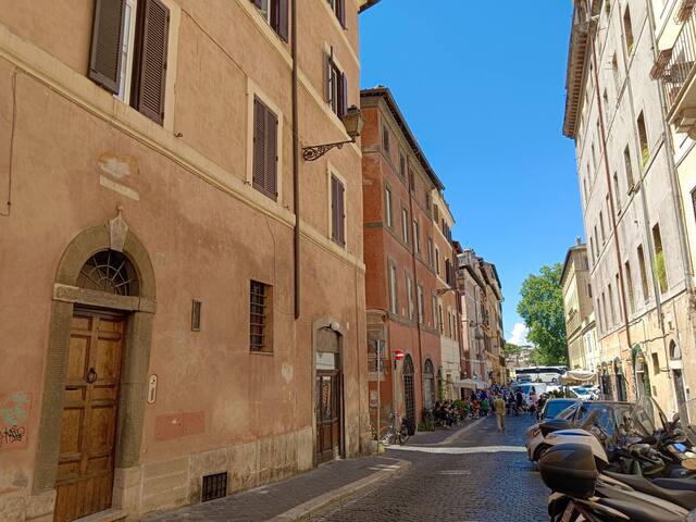 Di panico, magical navona duplex with terrace by h gallery image 3