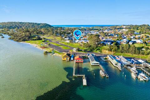21 Riverside Drive Narooma