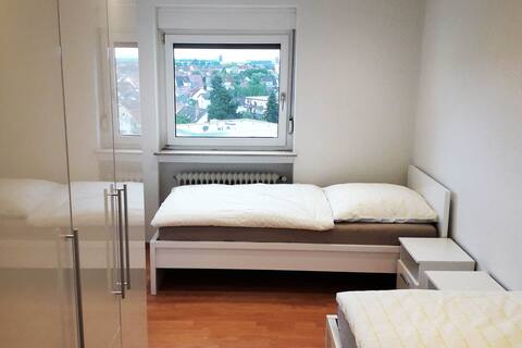 HD01 beautiful 3-room city apartment with balcony