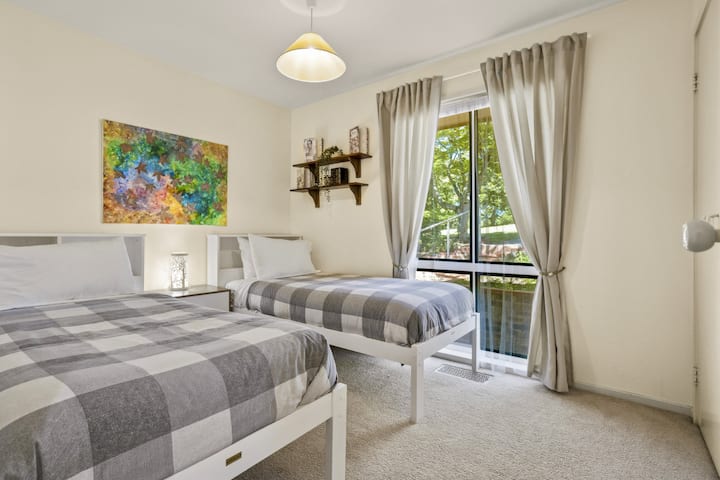 30 ถนนบัวนาวิสต้า - ห้องนอน 2