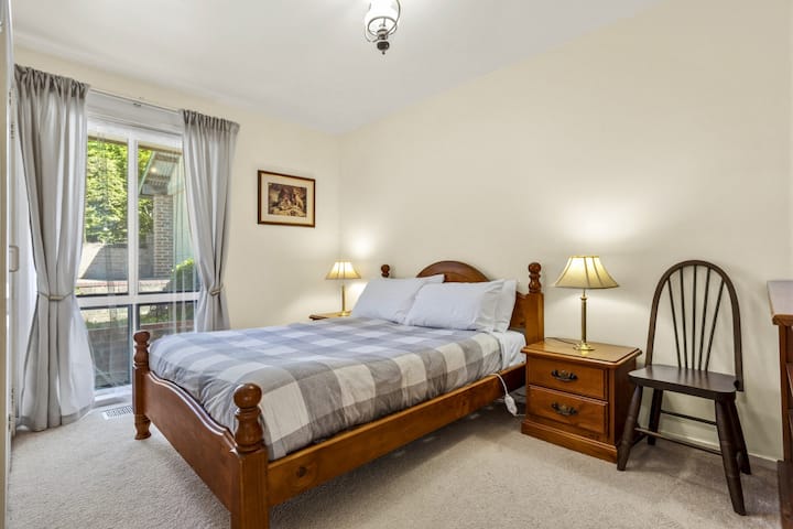 30 ถนนบัวนาวิสต้า - เตียง 4