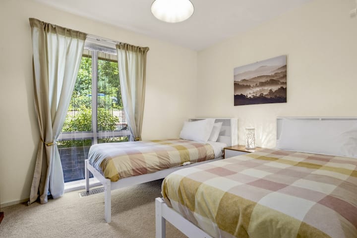 30 ถนนบัวนาวิสต้า - ห้องนอน 3