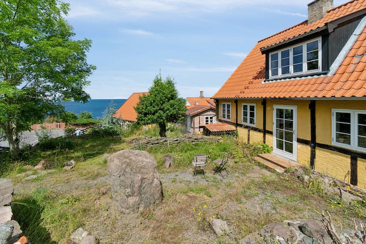 Beautiful House With Sea View And Fireplace - Bornholm