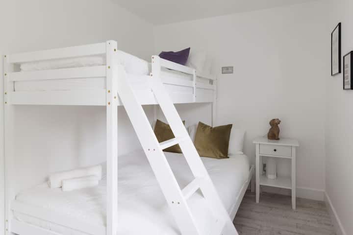 Qui a la couchette du haut ?