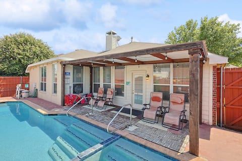 Heart of Grand Prairie, 4BD with Pool & Game Room