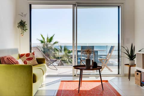 Top Airbnb: Valras'Loc Archipel Capri Balcony on the Sea à Valras Plage