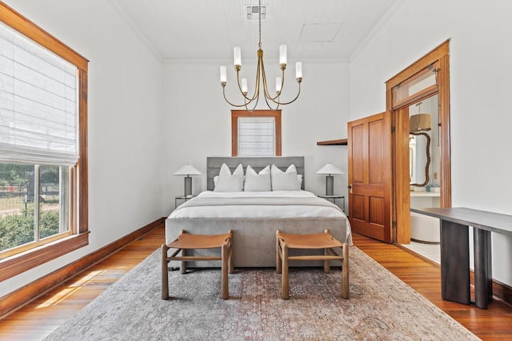 Danz Haus | Historic Home | Baron's Creek - Fredericksburg, TX