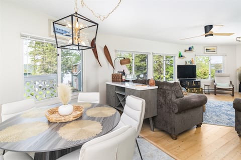 Bayfield Suite at Ferry Landing Suites in Downtown