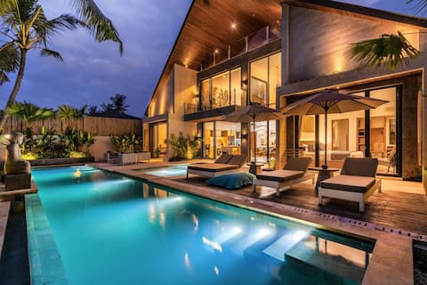 Moana: 3BR Ubud Villa w/ Pool & Yoga Shala
