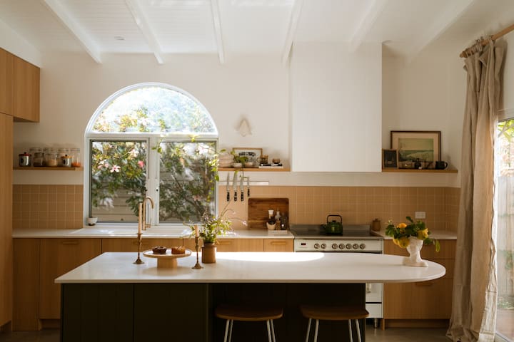 Floretta – 2 bedroom Heritage Cottage