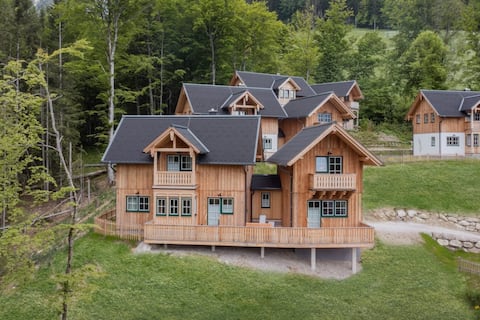 Chalet Gößl – semi-detached house with sauna