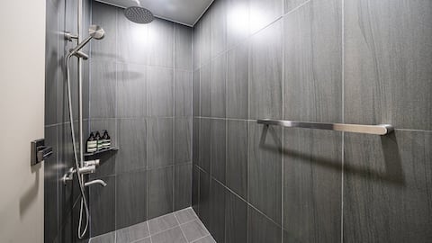 Warm and calm in nature Epilogue 2 (2F/60 pyeong/terrace/2 rooms/2 toilets/warm water required on-si