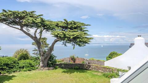 Superb 5 bedroom house in Samzun, Belle-Ile