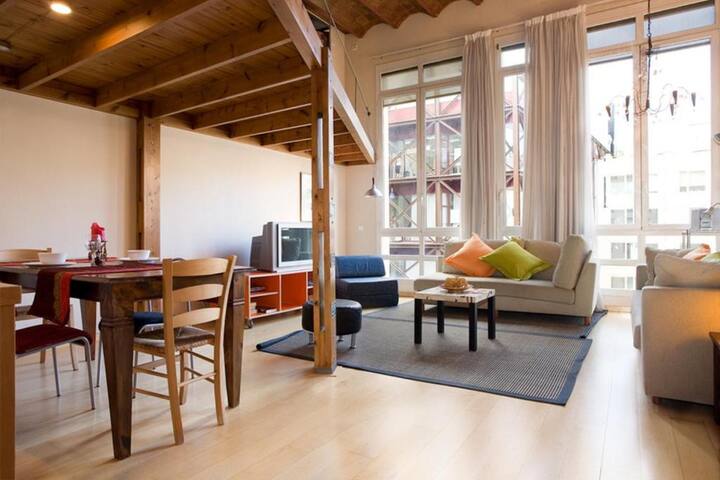 19. Paseo de Gracia 44 gallery image 2