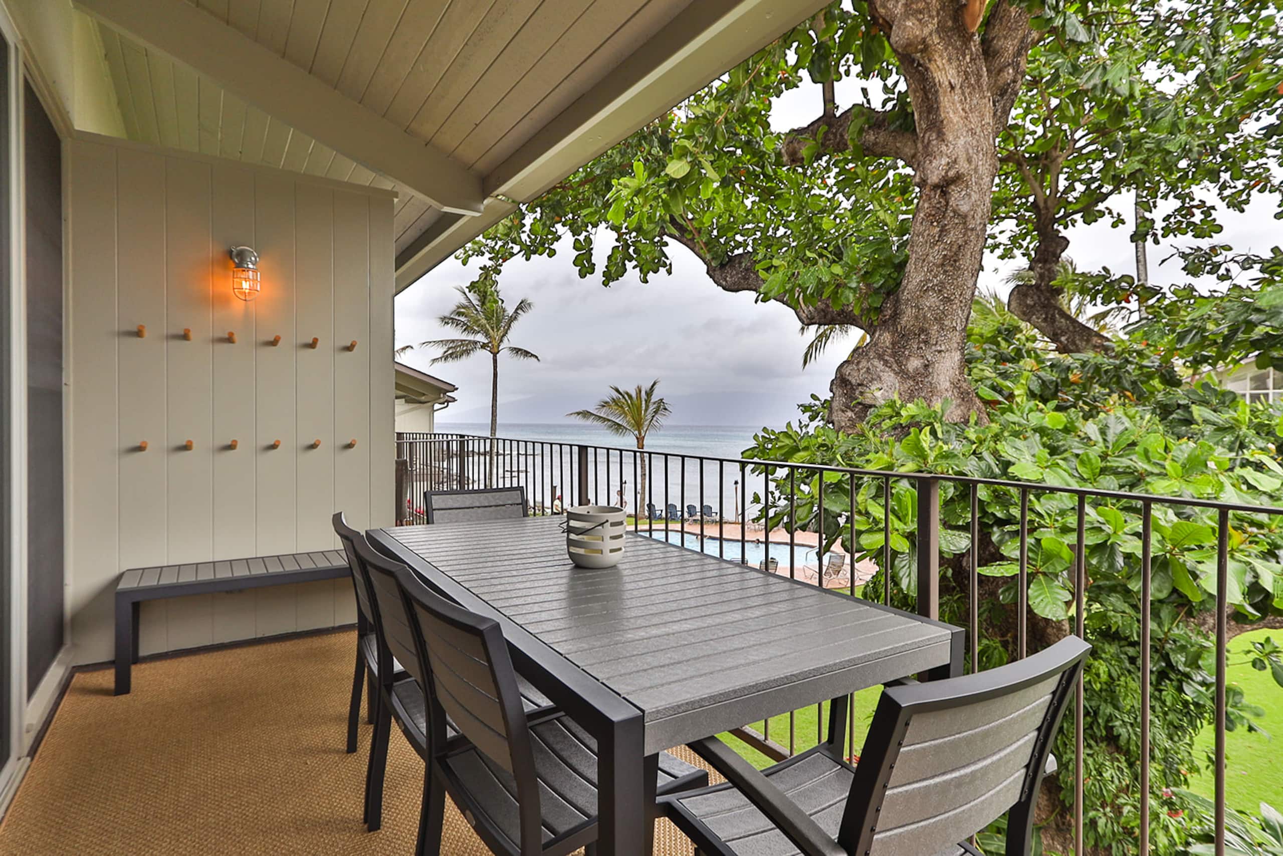 Condo in Lahaina · ★5.0 · 3 bedrooms · 4 beds · 2 baths - Image 7