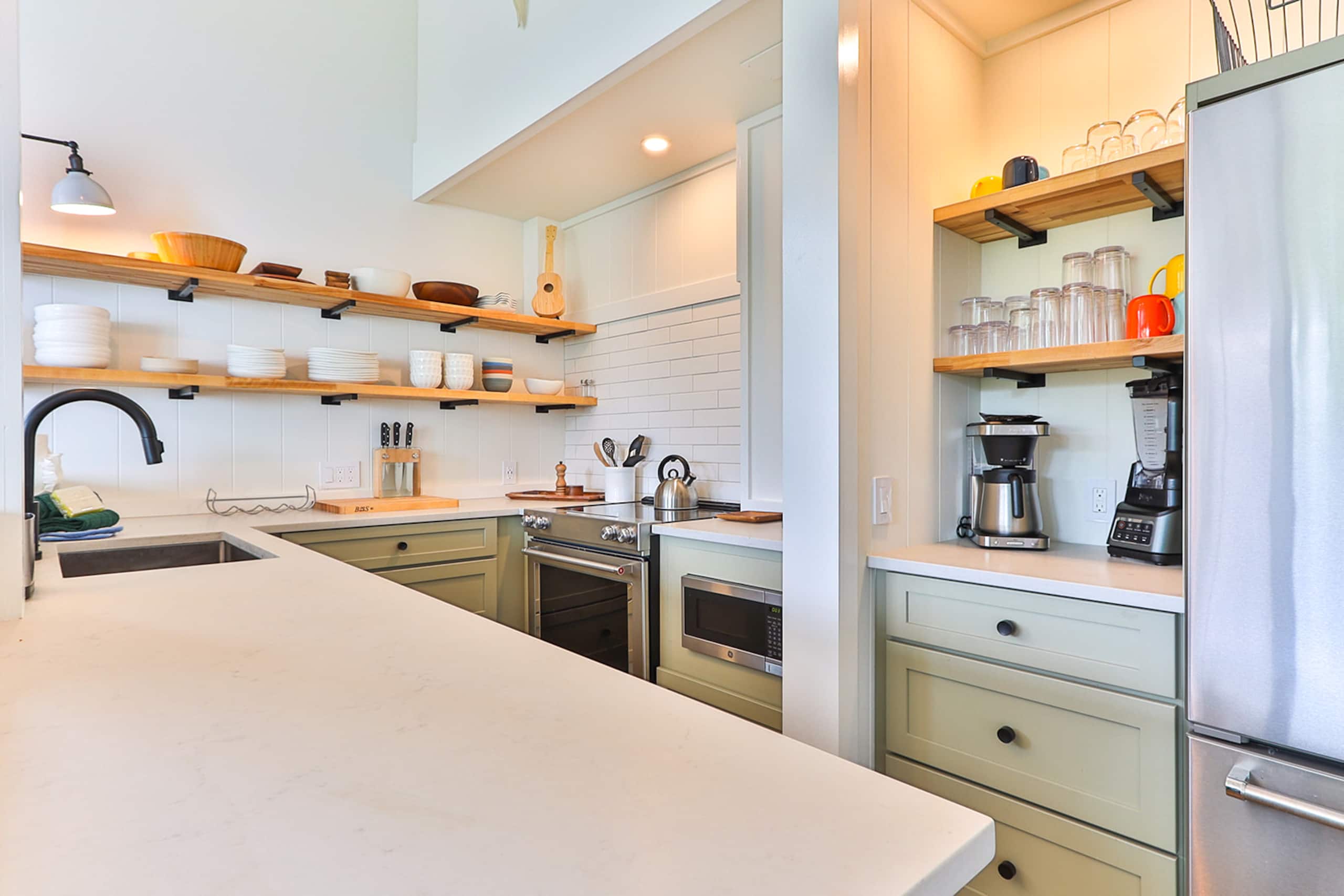 Condo in Lahaina · ★5.0 · 3 bedrooms · 4 beds · 2 baths - Image 11