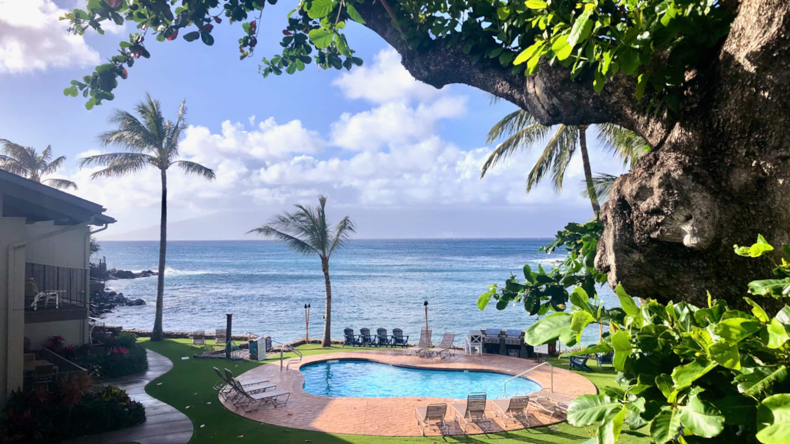 Condo in Lahaina · ★5.0 · 3 bedrooms · 4 beds · 2 baths - Image 1