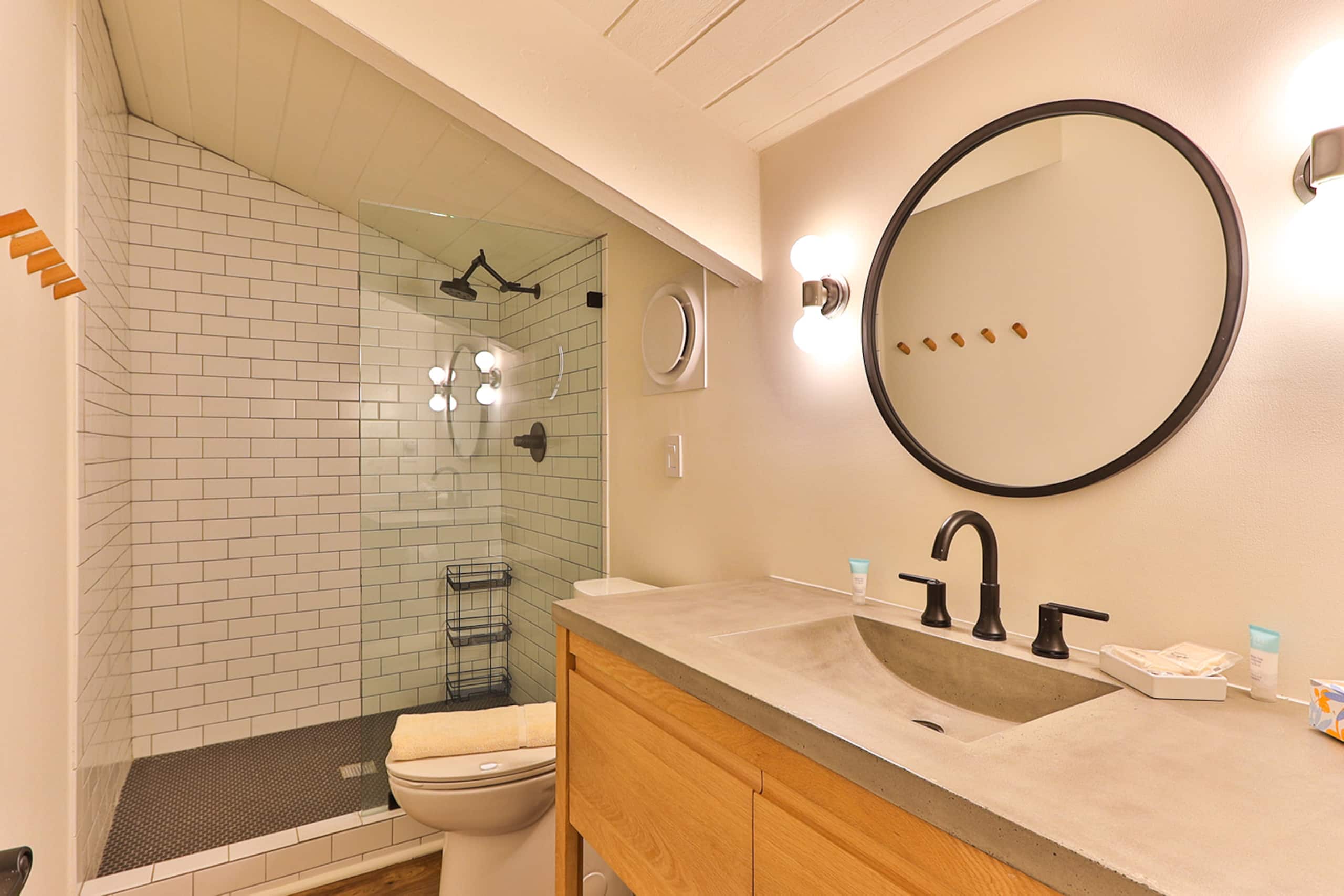 Condo in Lahaina · ★5.0 · 3 bedrooms · 4 beds · 2 baths - Image 25