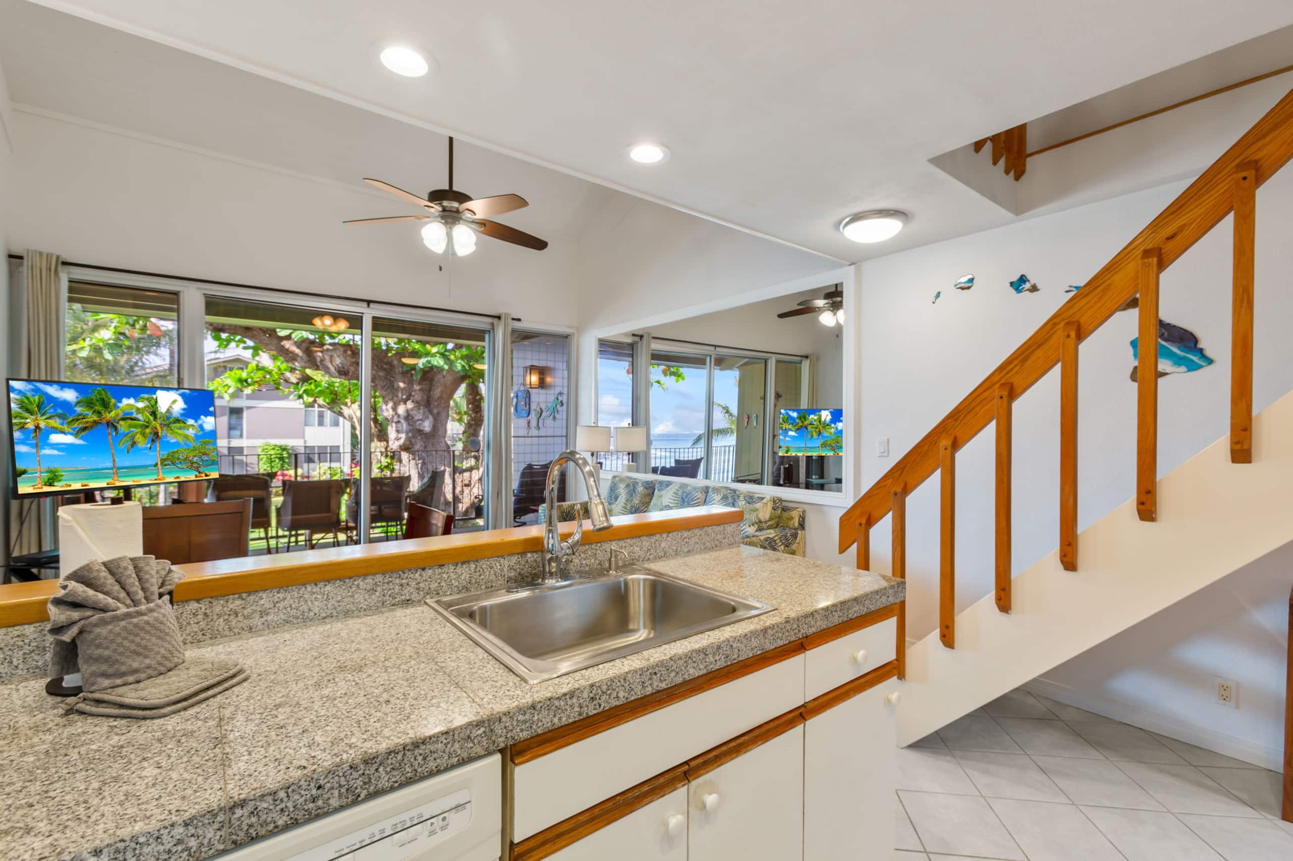 Condo in Lahaina · ★5.0 · 2 bedrooms · 2 beds · 2 baths - Image 10