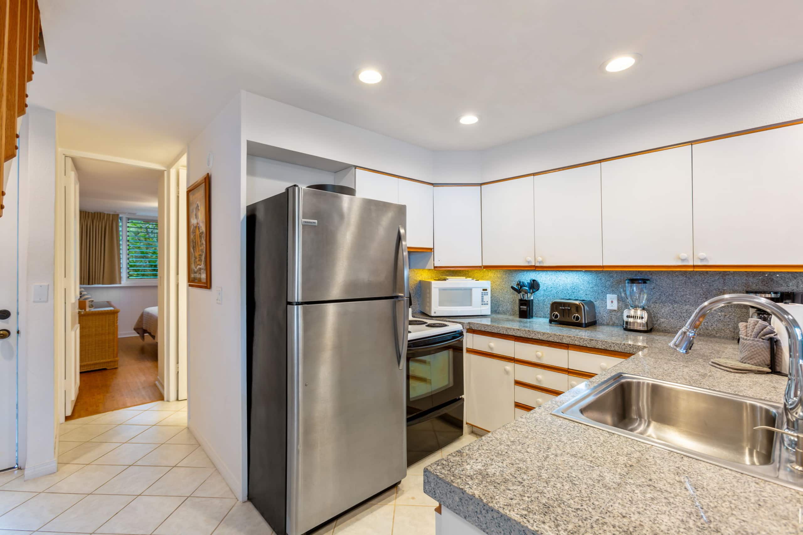 Condo in Lahaina · ★5.0 · 2 bedrooms · 2 beds · 2 baths - Image 14