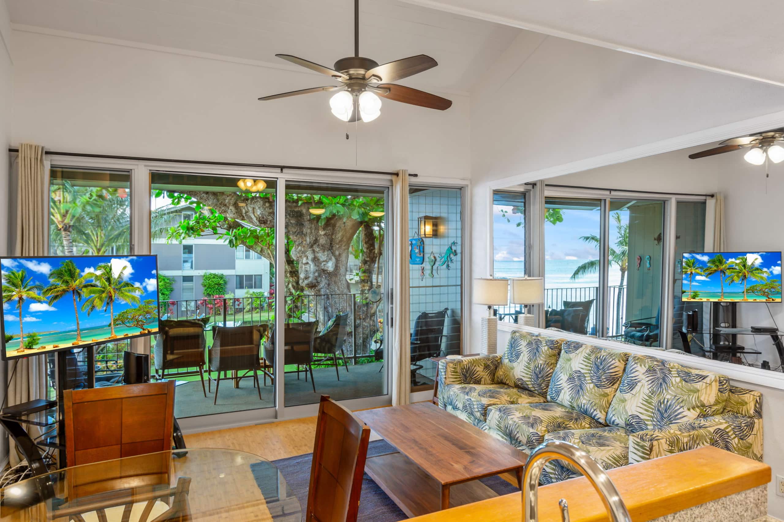 Condo in Lahaina · ★5.0 · 2 bedrooms · 2 beds · 2 baths - Image 9