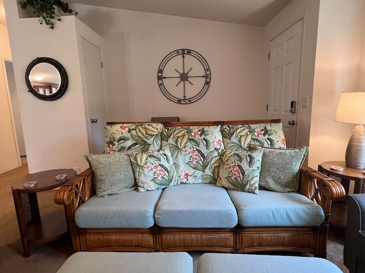 Peace & Quiet At The Dodge House - Brookings, OR
