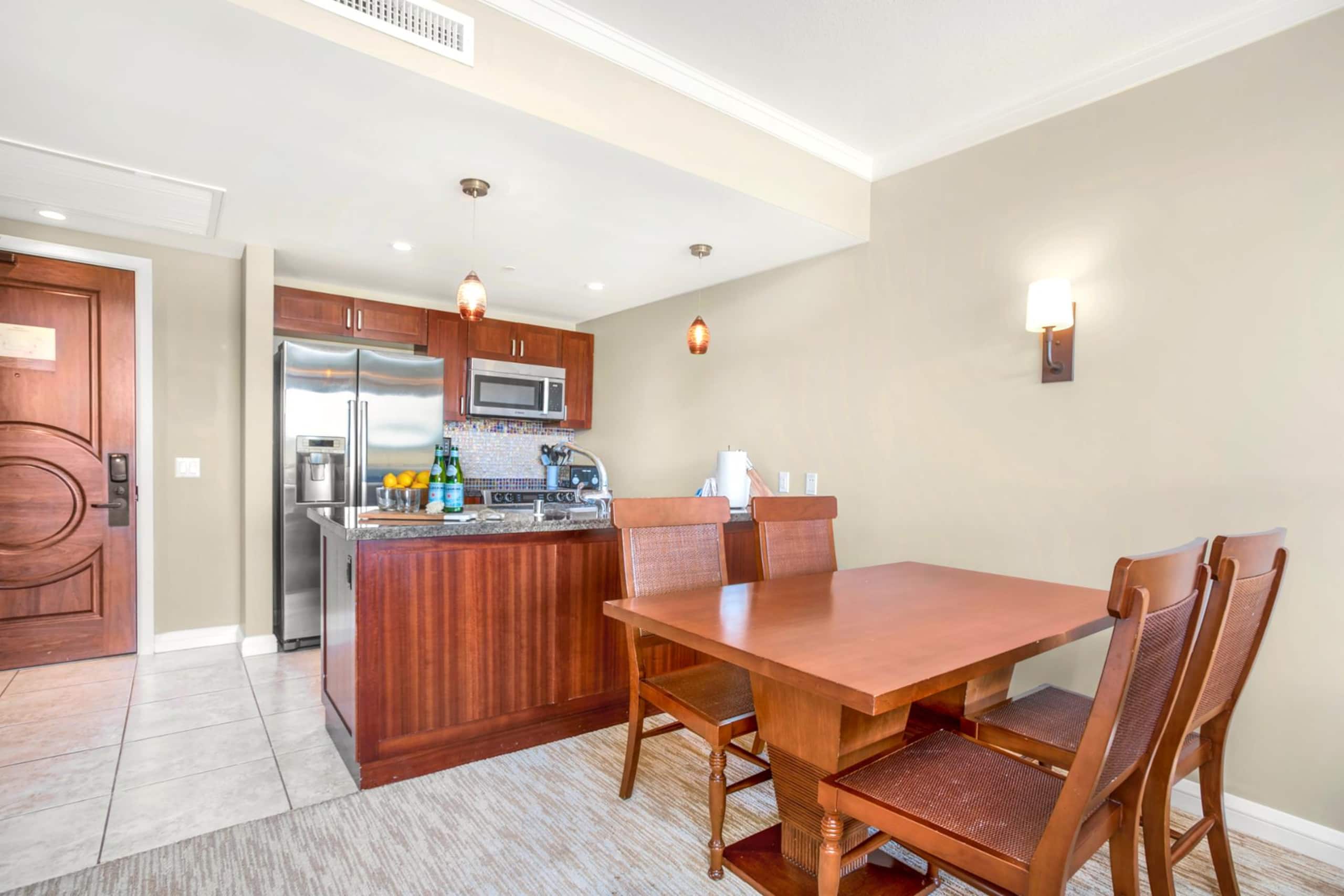 Condo in Lahaina · ★4.71 · 1 bedroom · 2 beds · 1 bath - Image 17