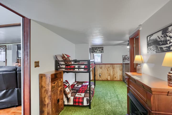 Secondary Bedroom