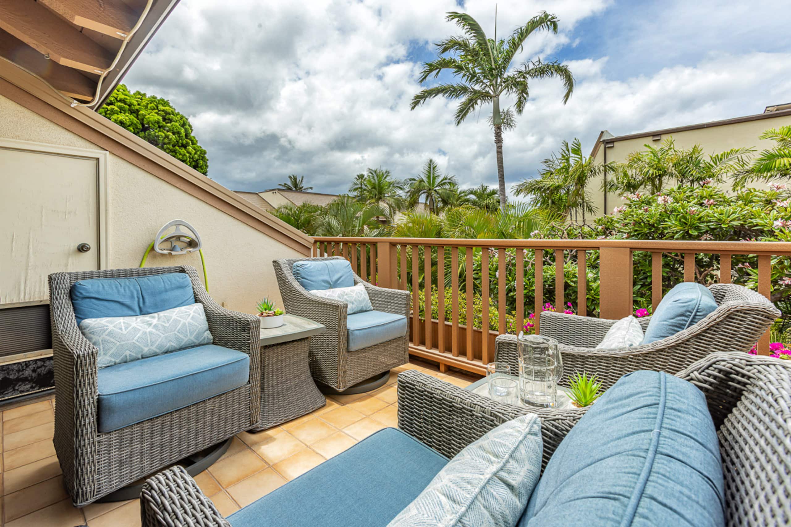 Condo in Kihei · ★4.33 · 2 bedrooms · 4 beds · 2 shared baths - Image 7