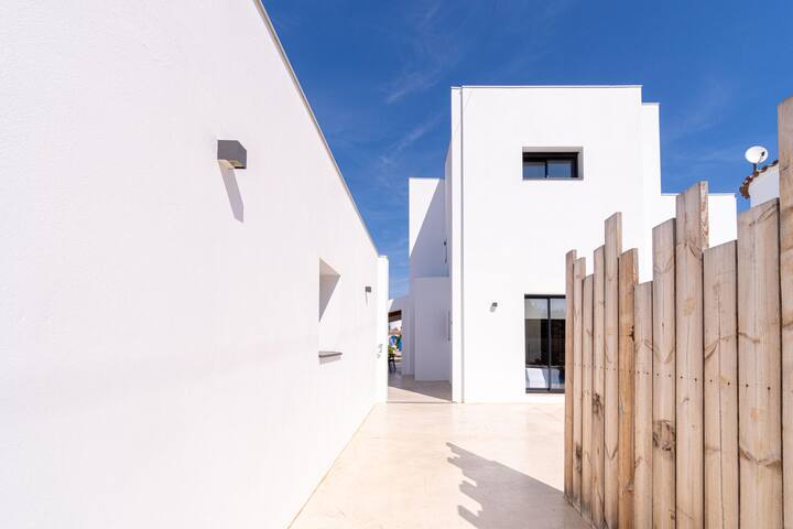 La Villa Mahana Goertz gallery image 5