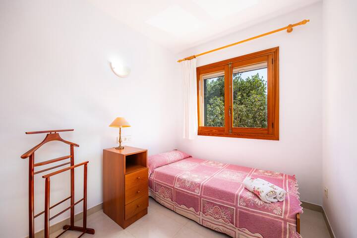 Ses Nines gallery image 5