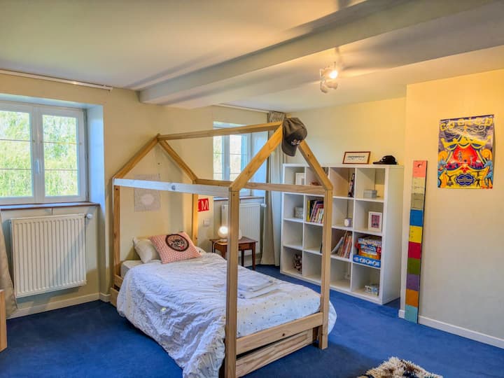 Спалня 1 единично легло