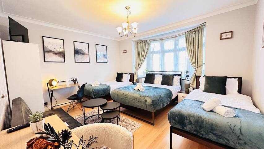 Isleworth House London by Smart Corporate Stays gallery image 2