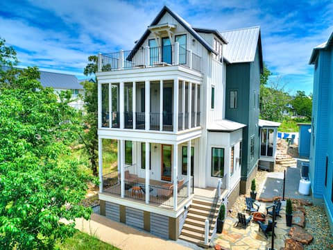 Carlton Landing-The Treehouse
