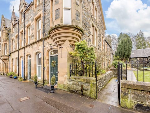 5 Bed in Dunkeld (90844)